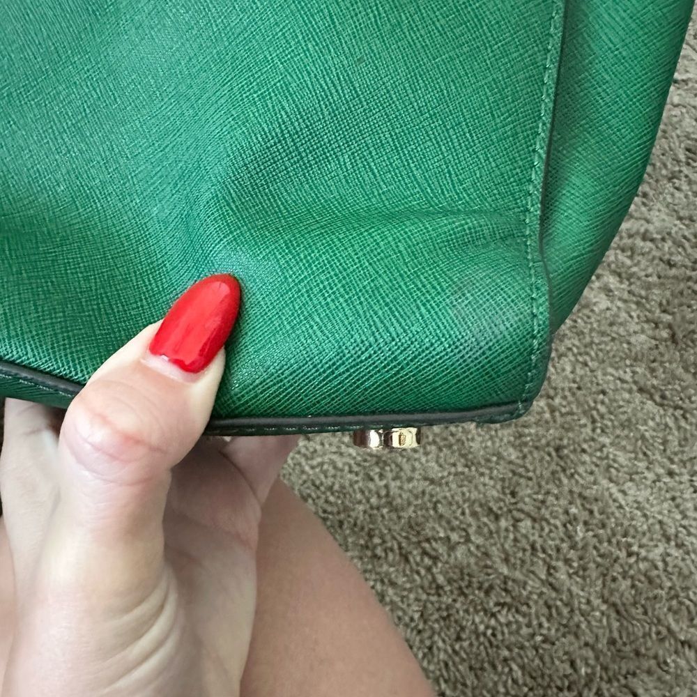 Michael Kors purse - Picture 4 of 4
